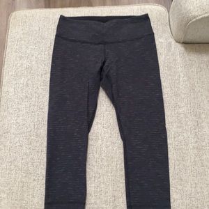 Lululemon Wunder Under Crops